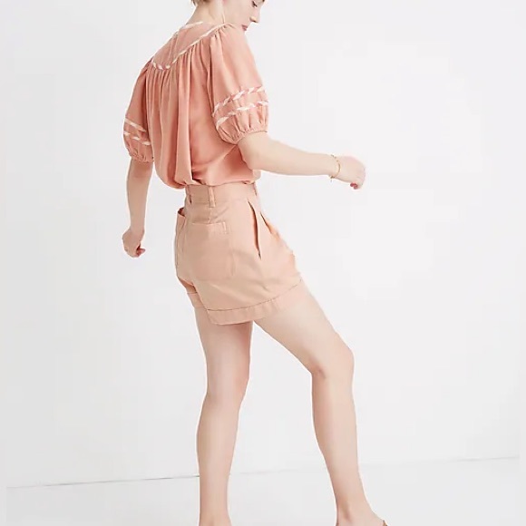 Madewell Pleated Shorts in Pink - Size 8 - Picture 8 of 9